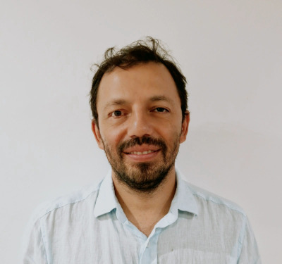 Dr. Alejandro Vasquez Arzola